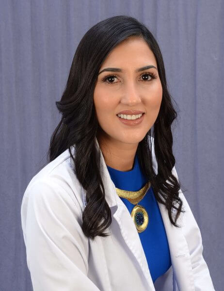 Dr. Carolina Young Ortiz MD